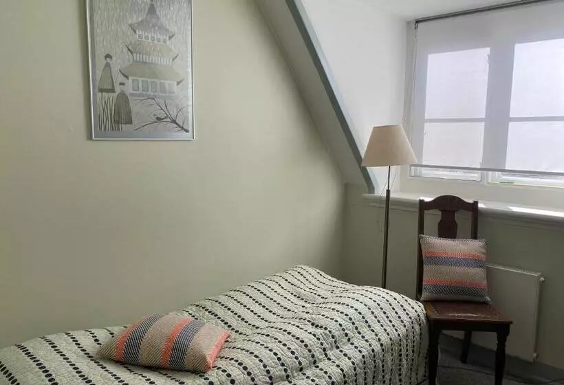 تختخواب و صبحانه Bellinge House