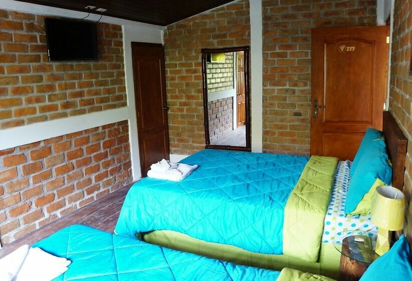 تختخواب و صبحانه Eco Hotel Shangrila