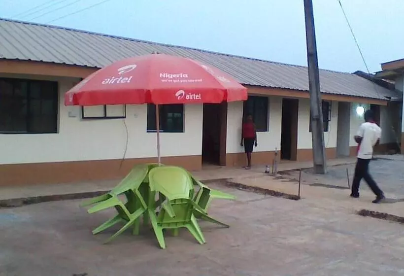 تختخواب و صبحانه The Old Network