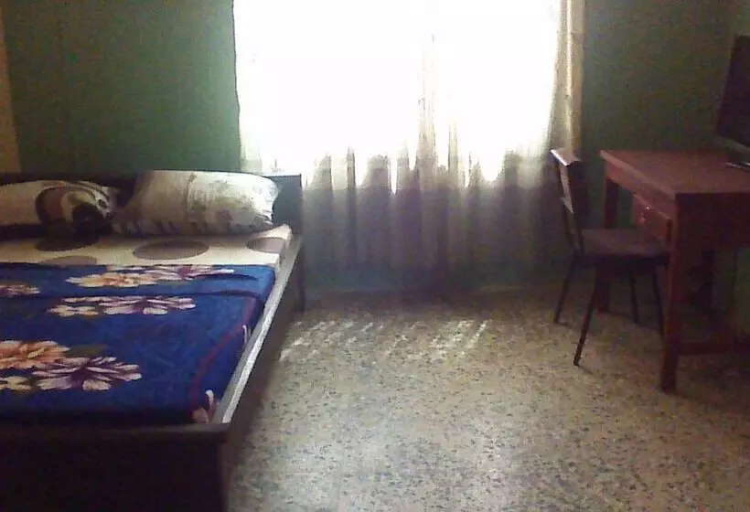 تختخواب و صبحانه The Old Network