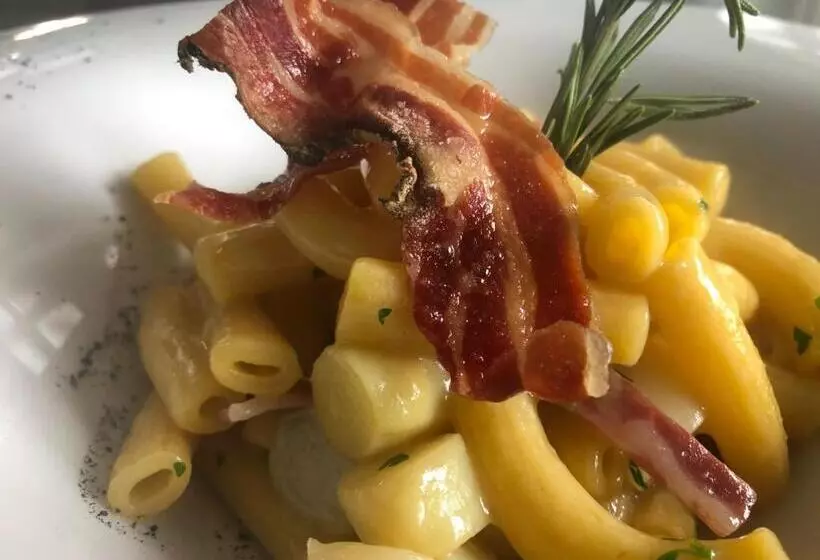 Hotelli Antica Torre