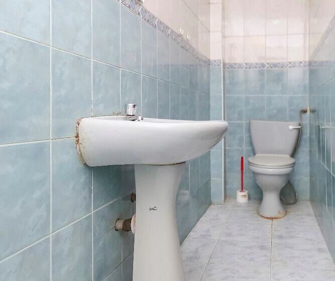 فندق Continental Inn