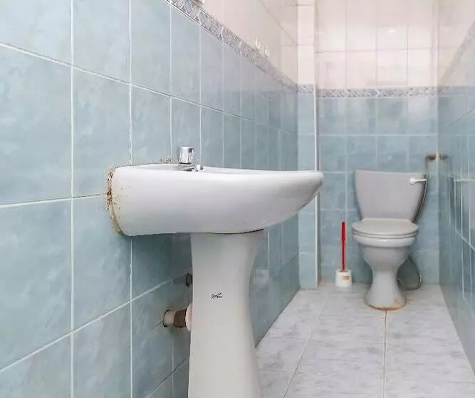 هتل Continental Inn