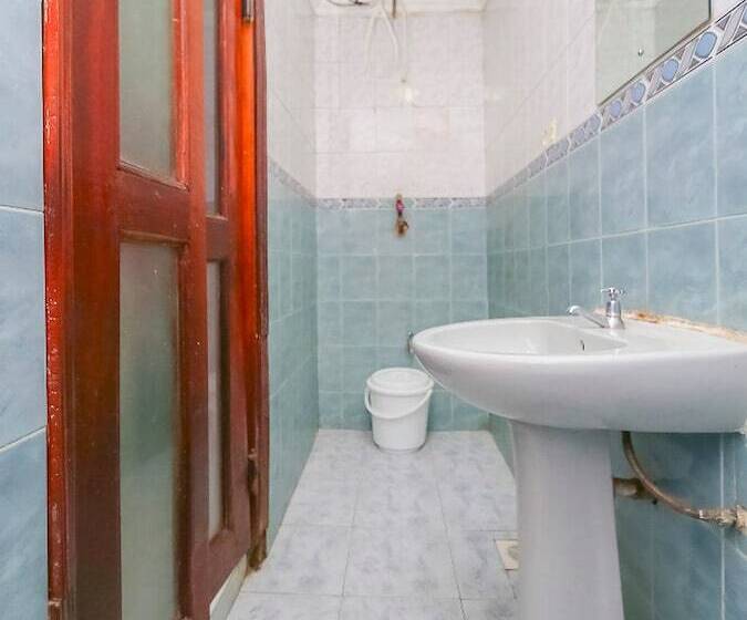 فندق Continental Inn