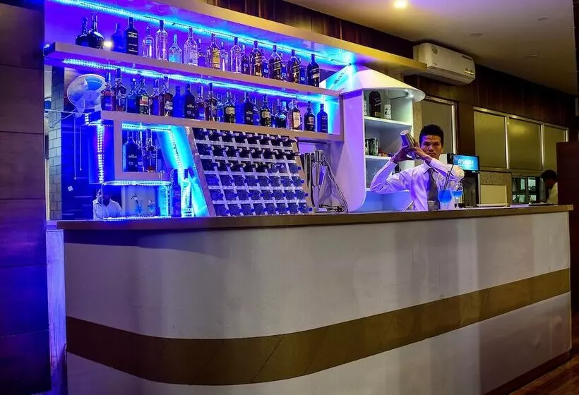 هتل The Galaxy Durbar