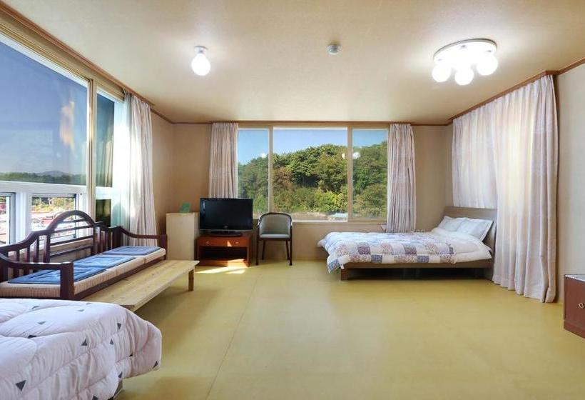 Szálloda Naksan World Beach