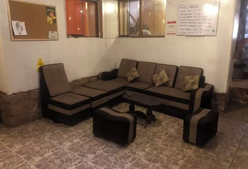 Intihuatana Hostel