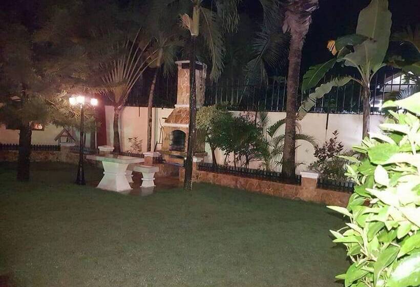 Kim Beatriz Compound