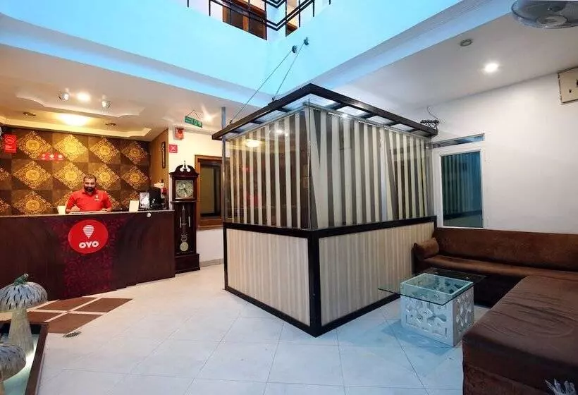 OYO 9230 Hotel Royal Brooks