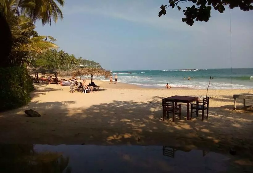 Majatalo Bay Hiriketiya