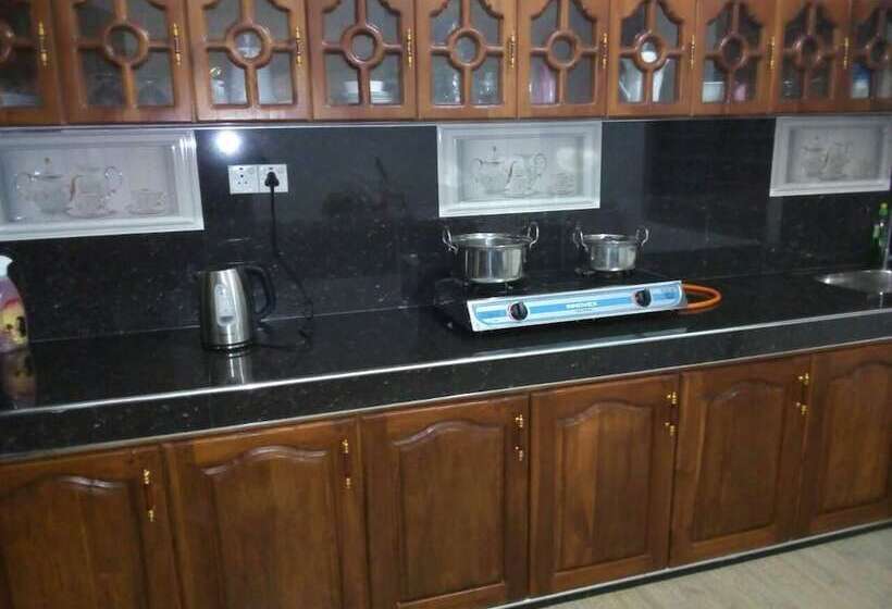 ペンション Bay Hiriketiya