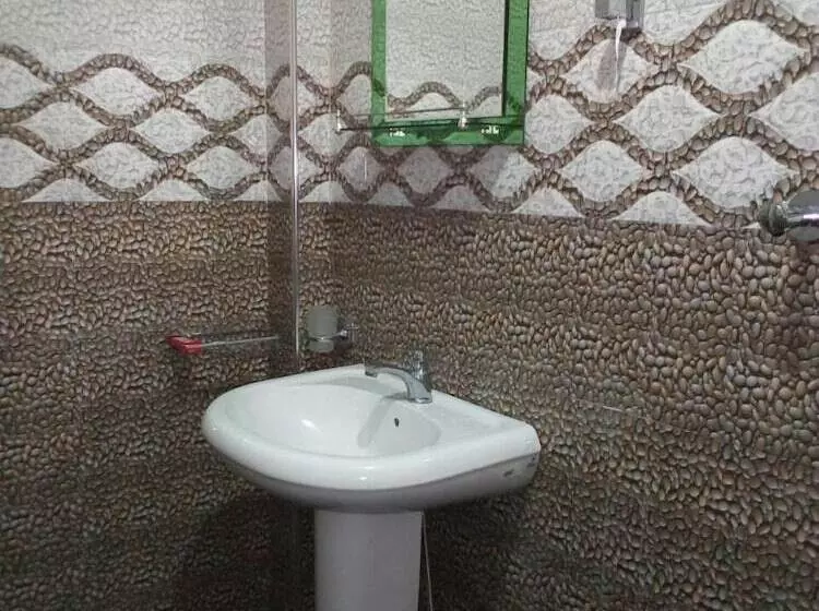 Majatalo Bay Hiriketiya