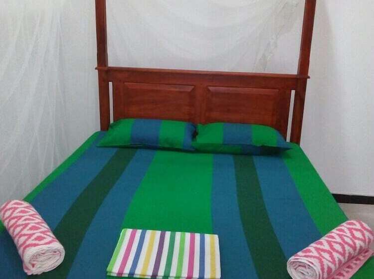 ペンション Bay Hiriketiya