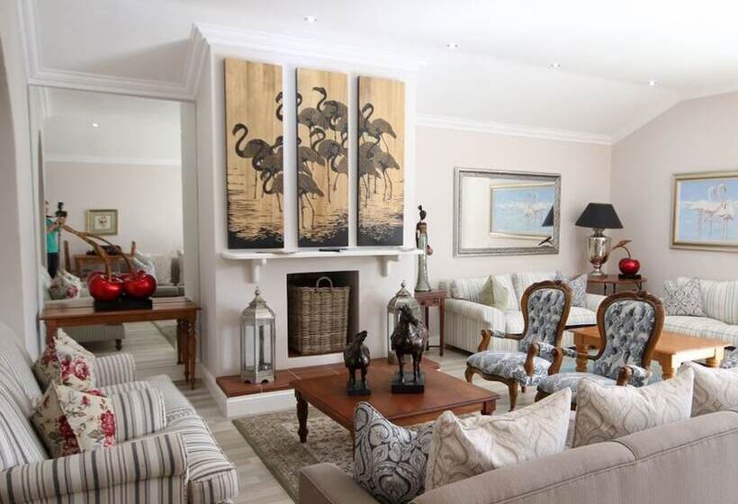 بنسيون Elephant Country Guest House