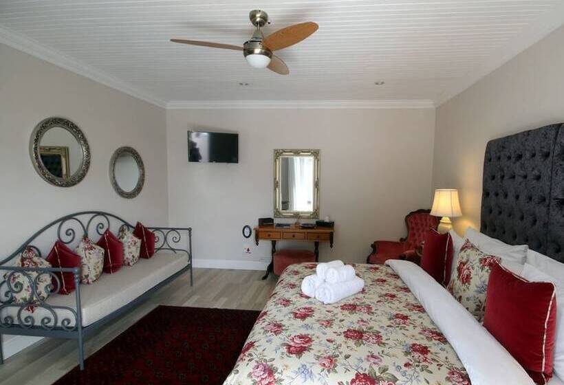 بنسيون Elephant Country Guest House