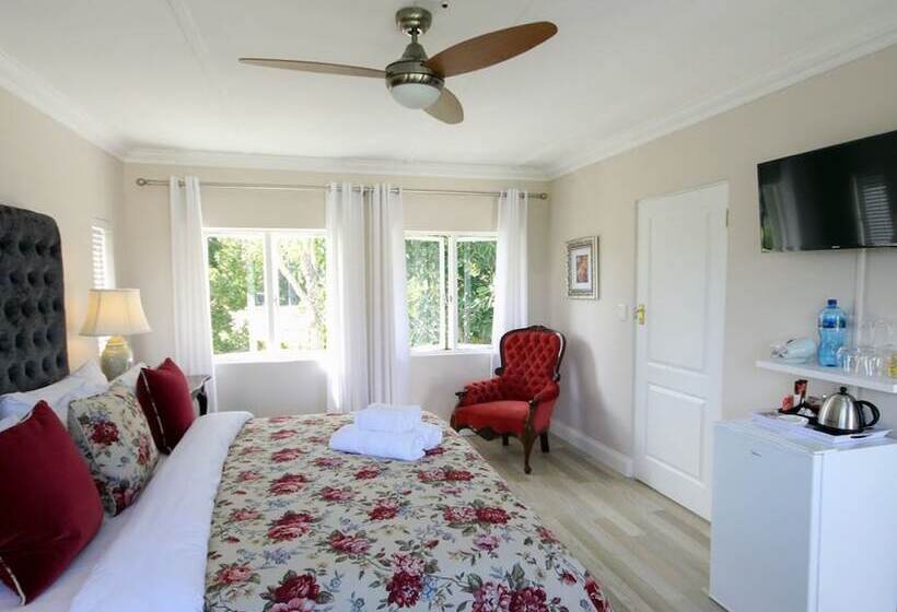 بنسيون Elephant Country Guest House