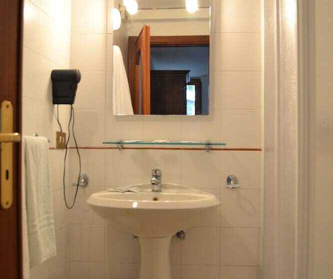 Пансион Holiday Time Sorrento