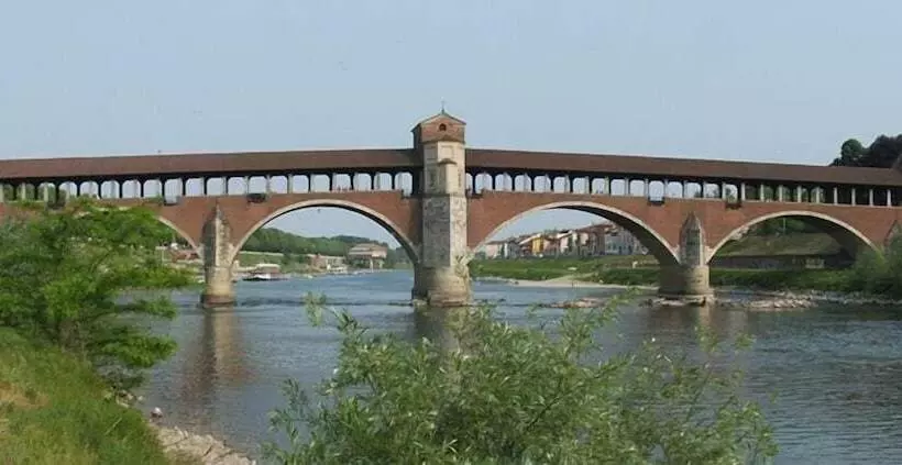 簡易ホテル Duca Di Tromello