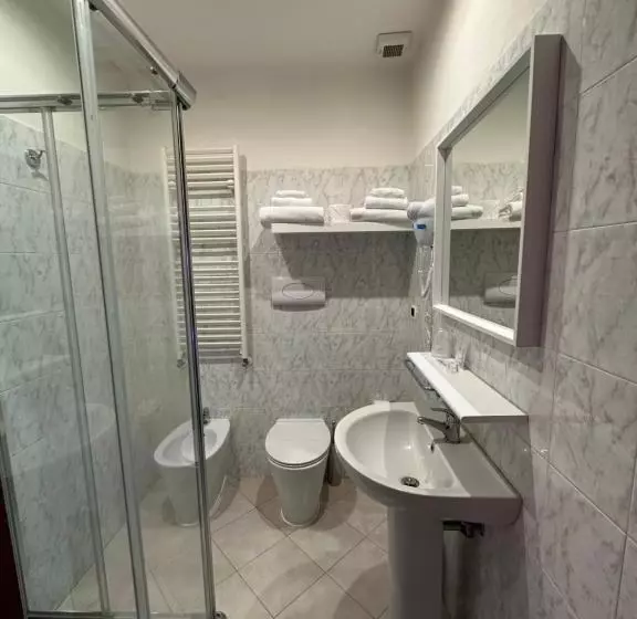 簡易ホテル Duca Di Tromello