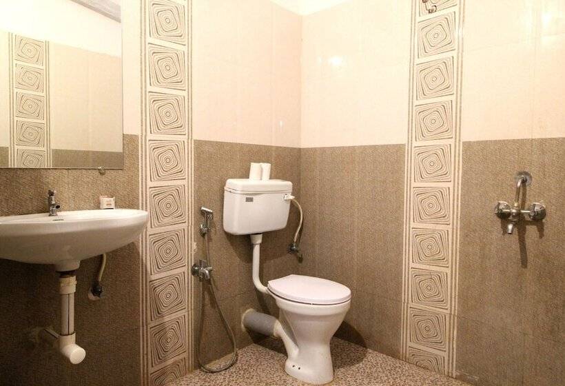 Hotelli Morjim Grand Inn Resort By Oyo Rooms