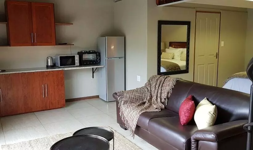 Hotelli Oluchi Lodge