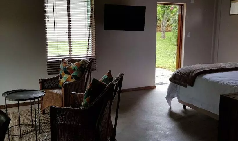 Hotelli Oluchi Lodge