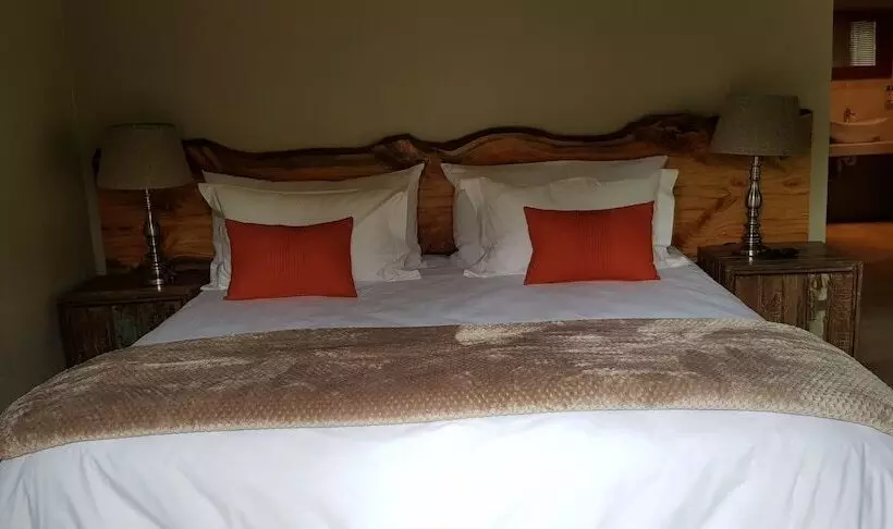 Hotelli Oluchi Lodge