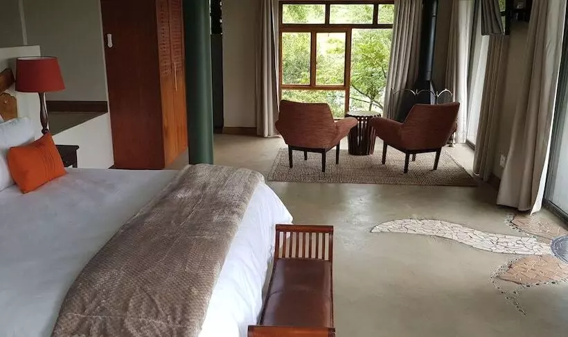 Hotelli Oluchi Lodge