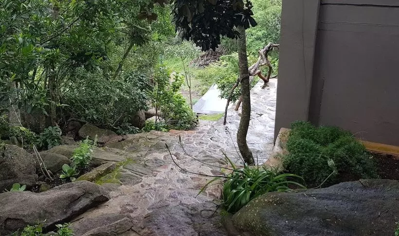 Hotelli Oluchi Lodge