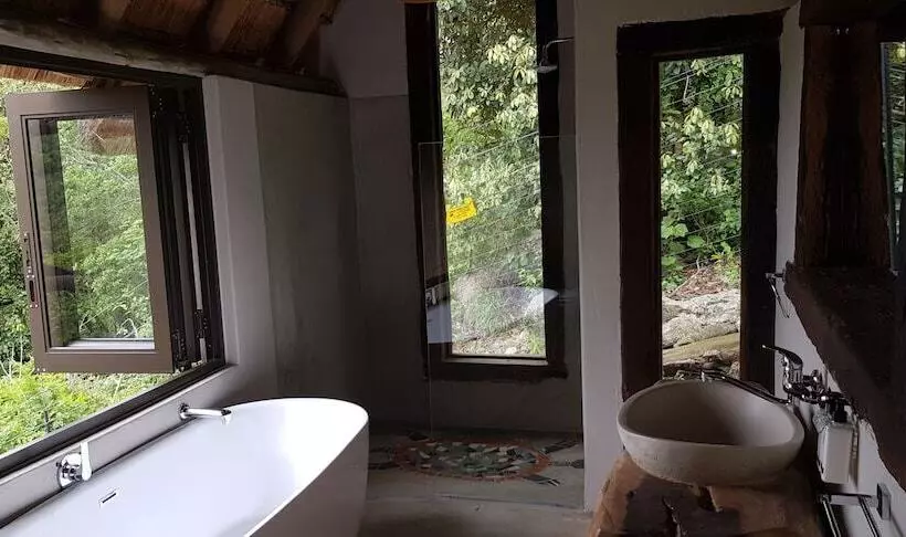 Hotelli Oluchi Lodge