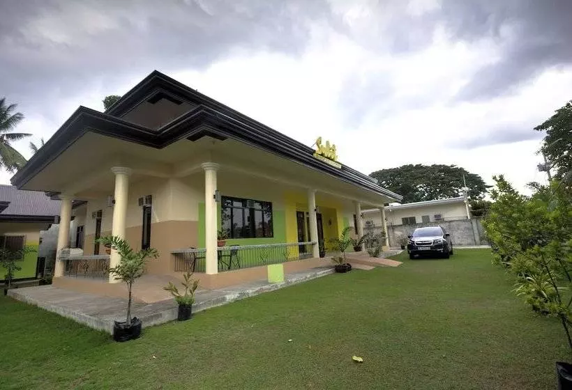 Sulit Budget Hotel near Dgte Airport Citimall