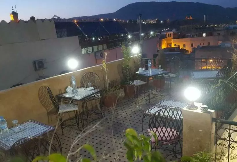 ریاض Dar Nour Fes