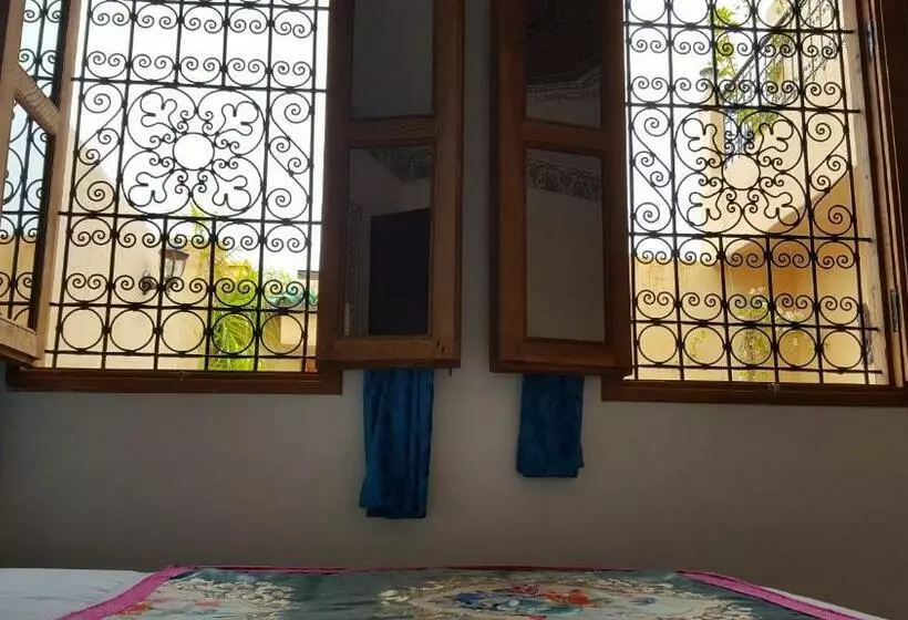 ریاض Dar Nour Fes