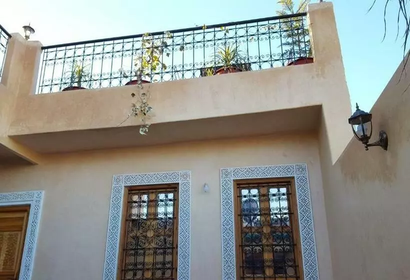 ریاض Dar Nour Fes