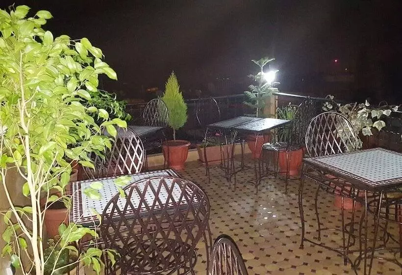ریاض Dar Nour Fes