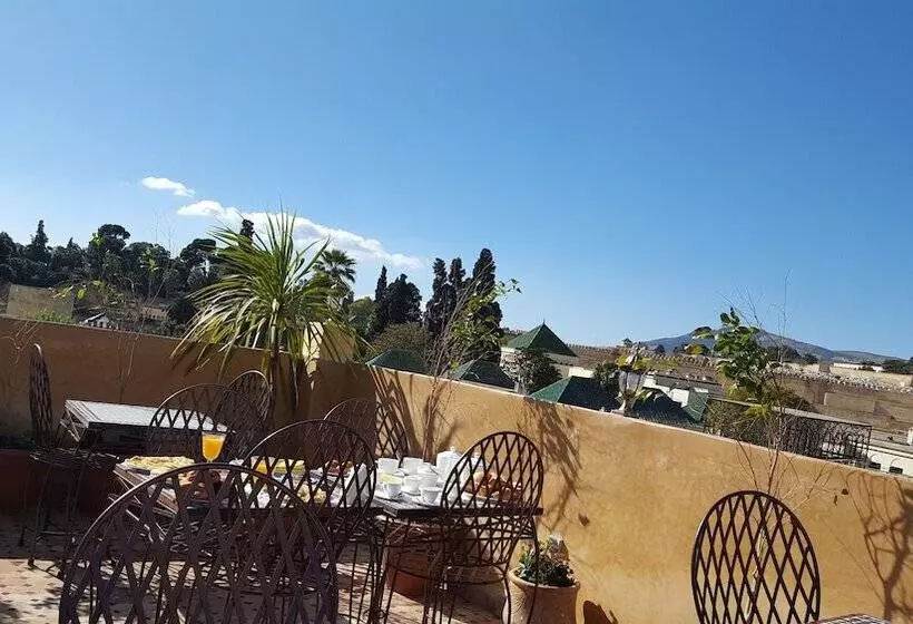 ریاض Dar Nour Fes
