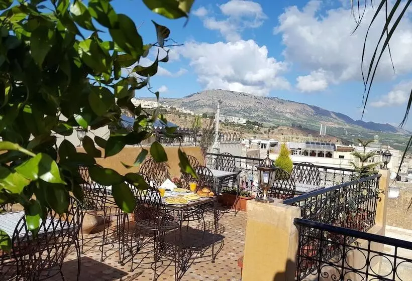 ریاض Dar Nour Fes
