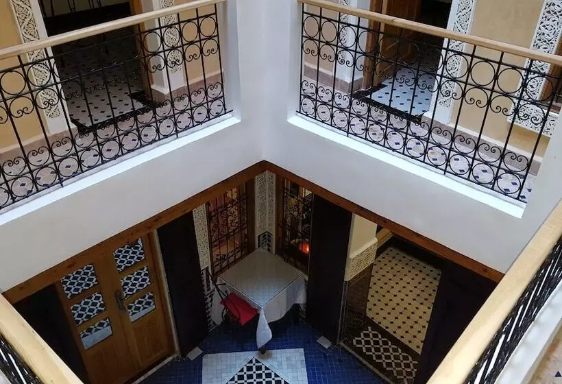 ریاض Dar Nour Fes