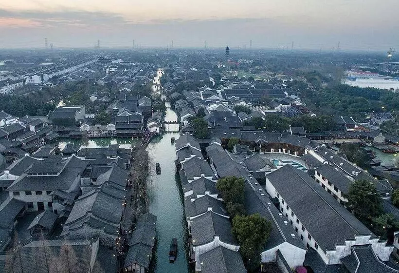 Floral Hotel · Yuexiang Inn Wuzhen