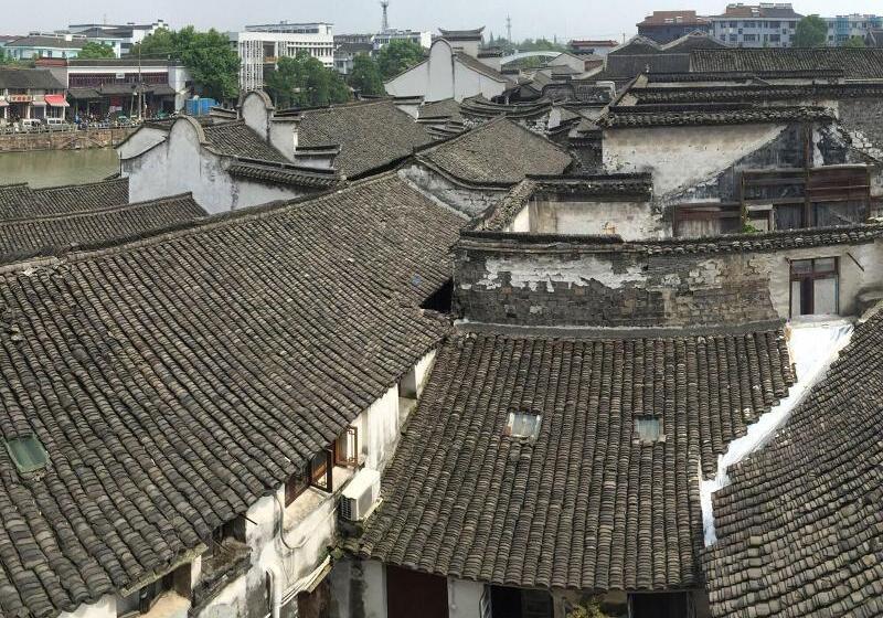 Floral Hotel · Yuexiang Inn Wuzhen