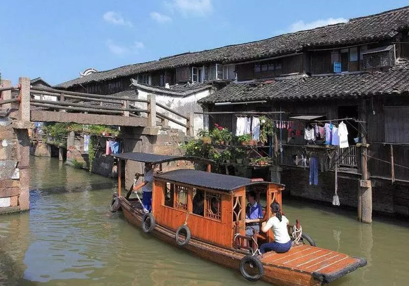 Floral Hotel · Yuexiang Inn Wuzhen