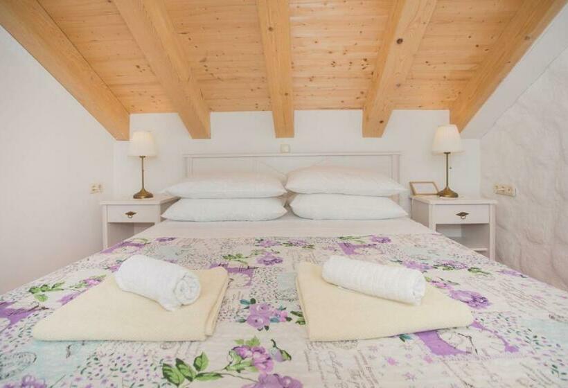 تختخواب و صبحانه Kalpic Suites & Villa