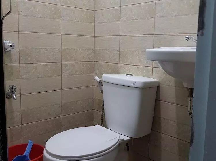 هتل Pleasant Valley Guesthouse   Baler