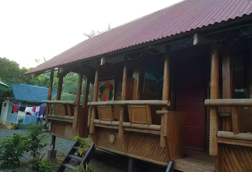 هتل Pleasant Valley Guesthouse   Baler