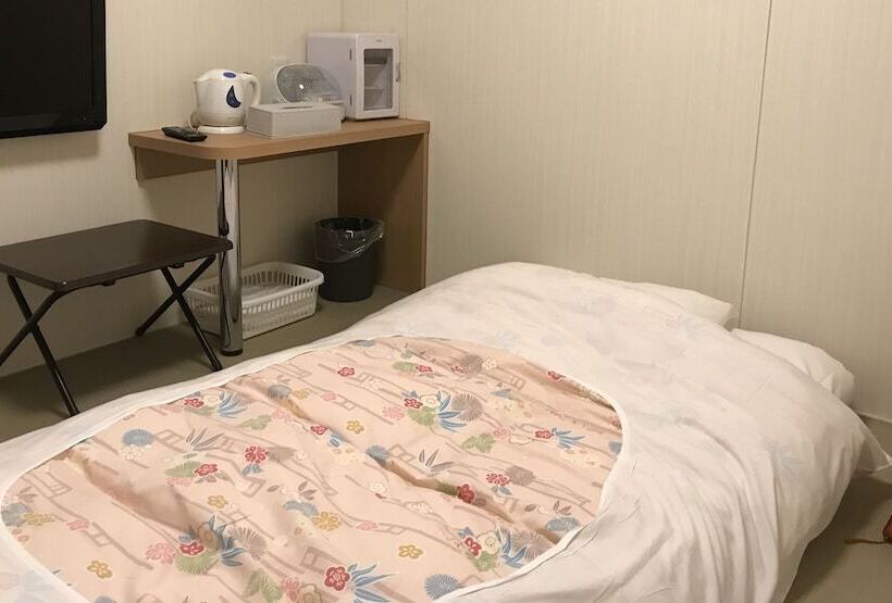 בית מלון כפרי Famitic Nikko Station