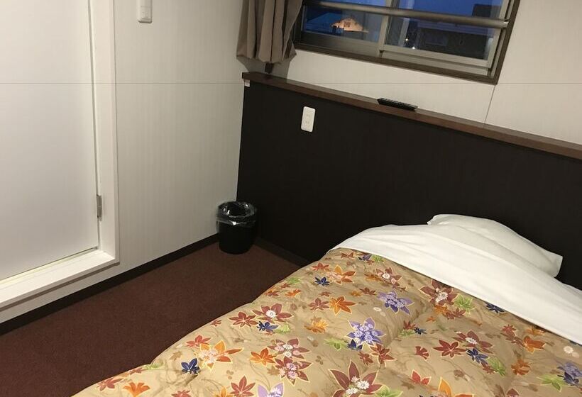 בית מלון כפרי Famitic Nikko Station