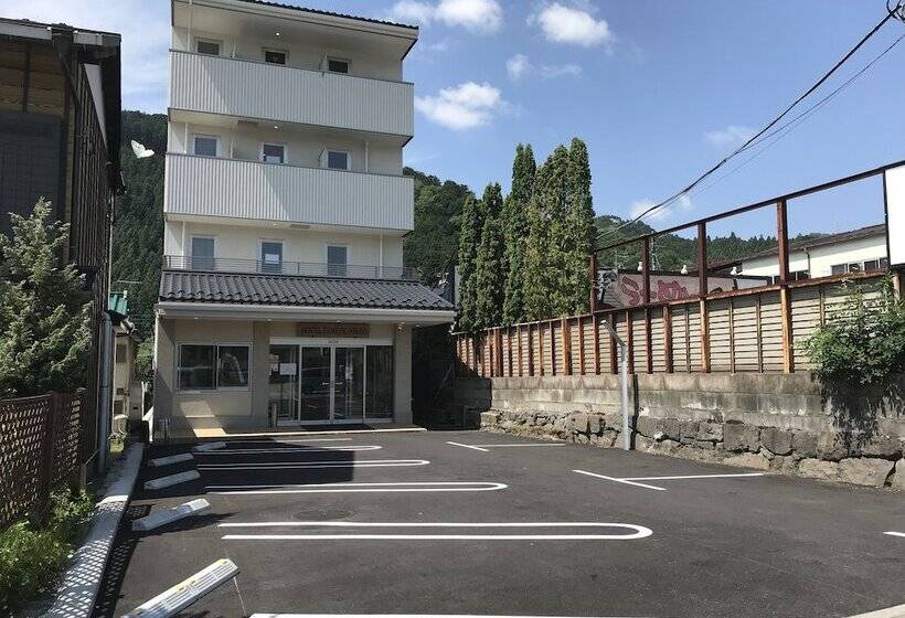 בית מלון כפרי Famitic Nikko Station