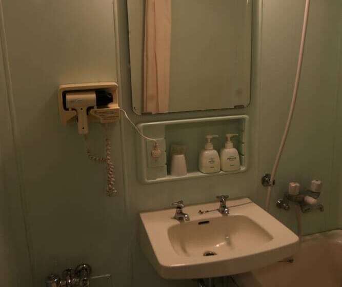 Kochi Business Hotel Bekkan