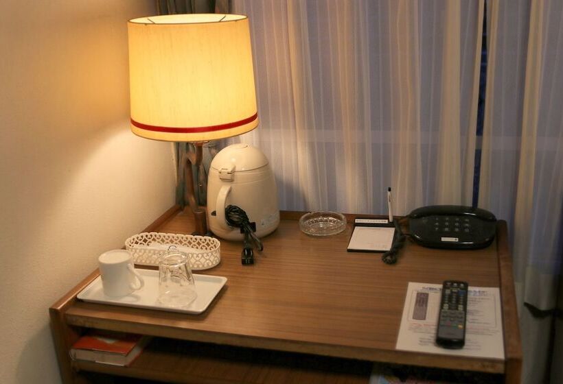 Kochi Business Hotel Bekkan