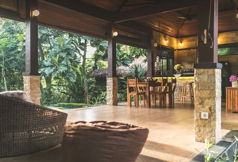 Luxury A Priori Ubud